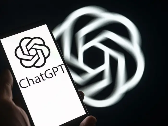 Cómo practicar inglés con ChatGPT: 20 prompts para estudiar desde casa
